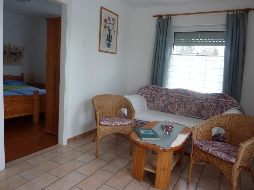 Feszek Apartmanhaz ボニャルツバシュ エクステリア 写真