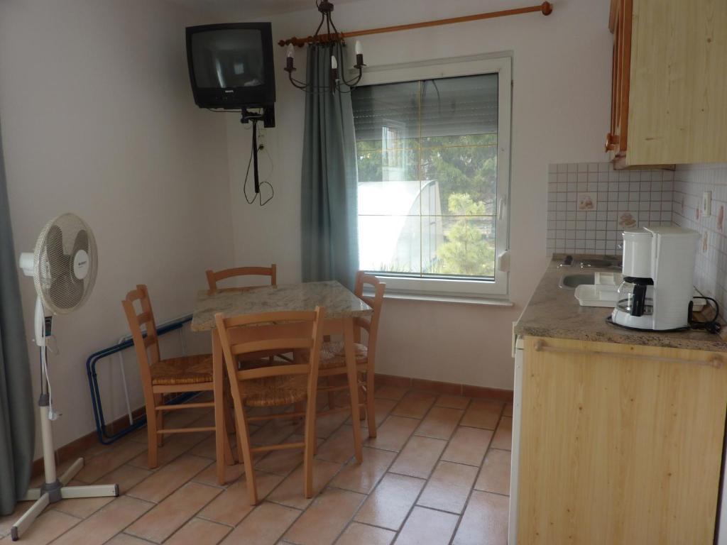 Feszek Apartmanhaz ボニャルツバシュ エクステリア 写真