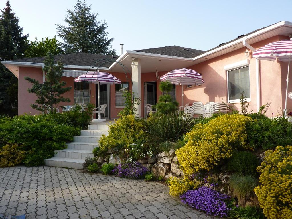 Feszek Apartmanhaz ボニャルツバシュ エクステリア 写真